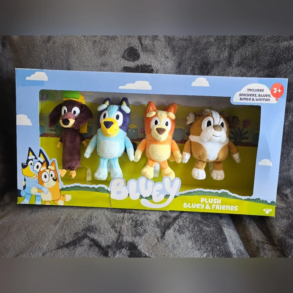 New Bluey Friends 4 Plush Value gift Box, Bluey, Bingo, Wintor, Snickers, age 3+